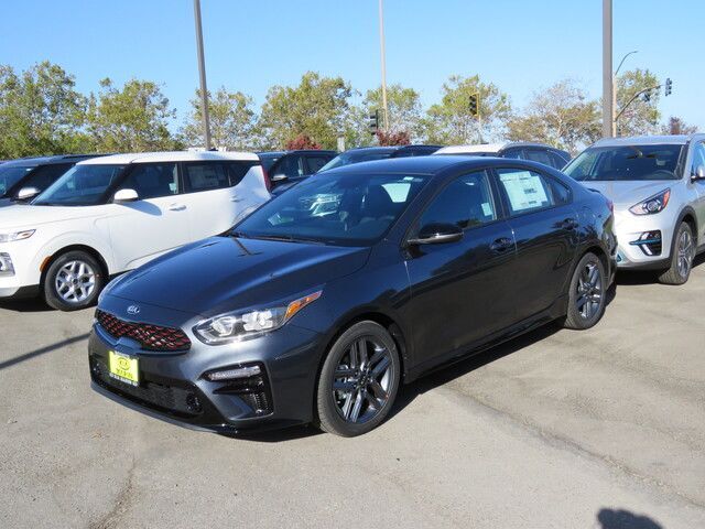 2021 Kia Forte GT-Line 2021 Kia Forte GT-Line