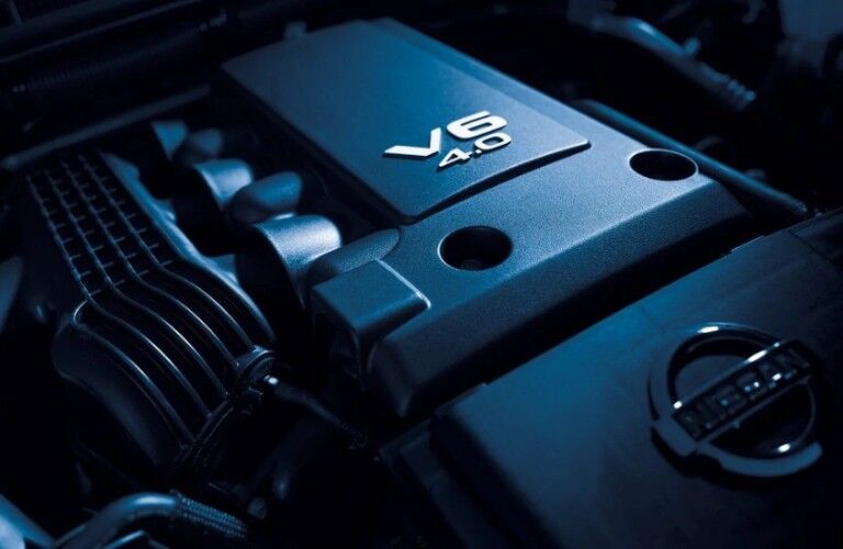 Close up of the V6 engine inside the 2019 Nissan Frontier