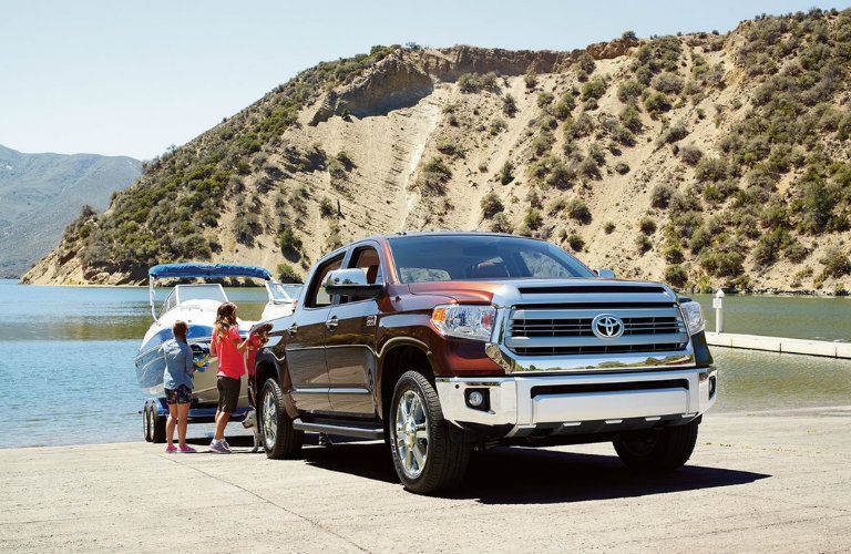 2016 Toyota Tundra towing capacity