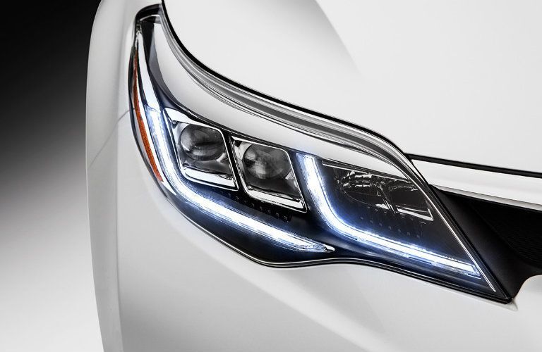 2016 Toyota Avalon Vacaville CA front headlights turn signal