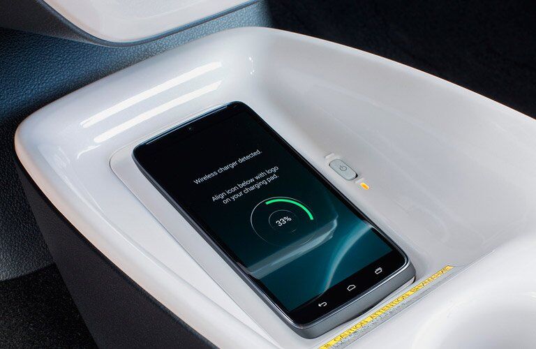 2017 Toyota Prius Wireless Charging Station