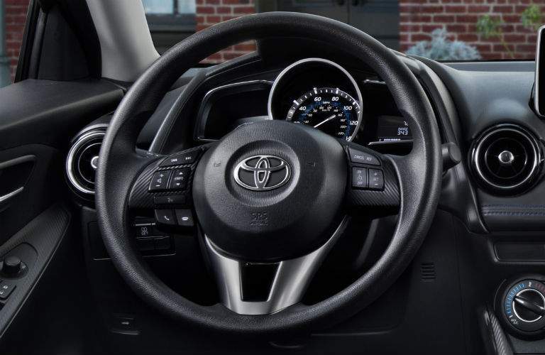 2018 Toyota Yaris iA steering wheel