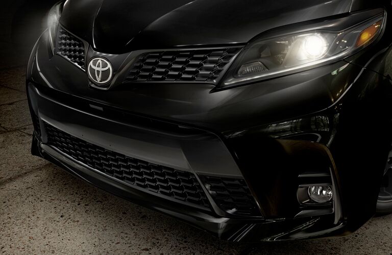 2020 toyota sienna se premium nightshade