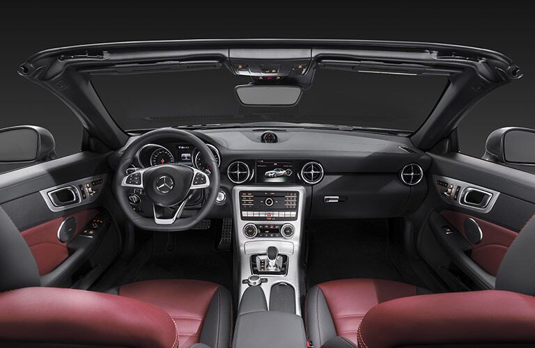 2017 Mercedes-Benz SLC Roadster Steering Wheel and Dashboard