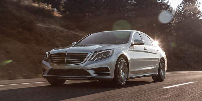 2017 S-Class S 550 4MATIC® 2017 S-Class S 550 4MATIC®