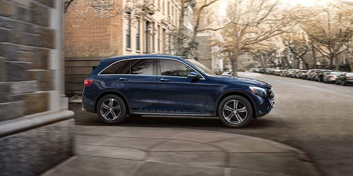 2017 GLC 300 4MATIC® 2017 GLC 300 4MATIC®