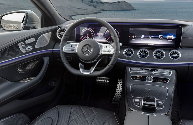 2019 MB CLS Coupe Steering Wheel and Dash