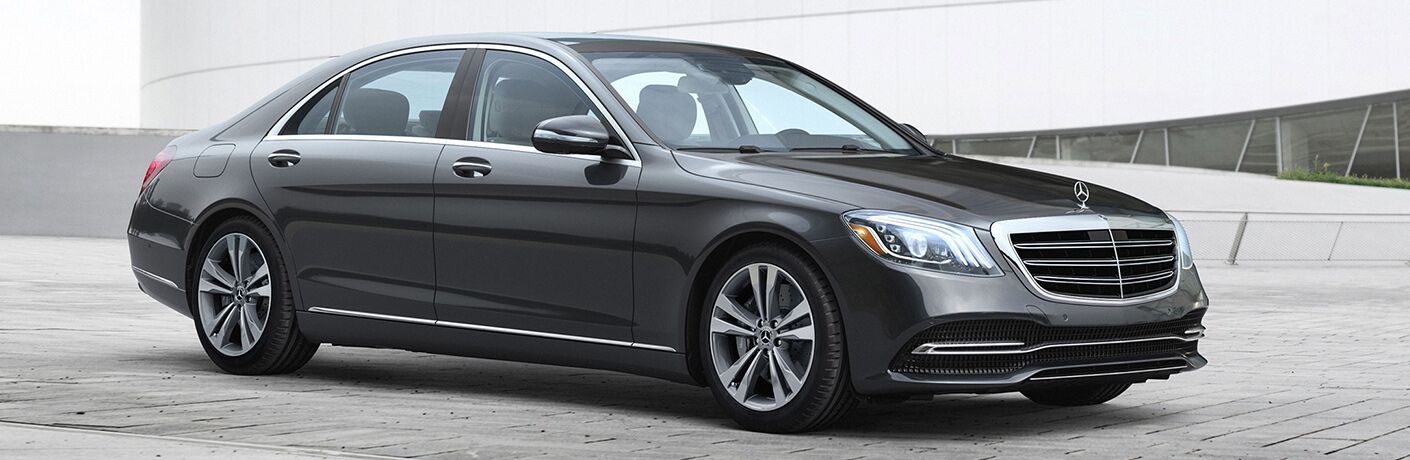 2019 MB S-Class exterior front fascia and passenger side