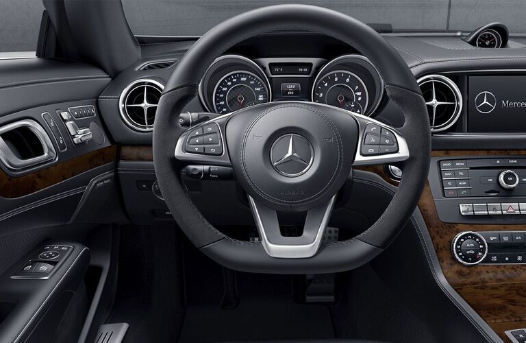 2019 Mercedes-Benz SL 450 Roadster steering wheel
