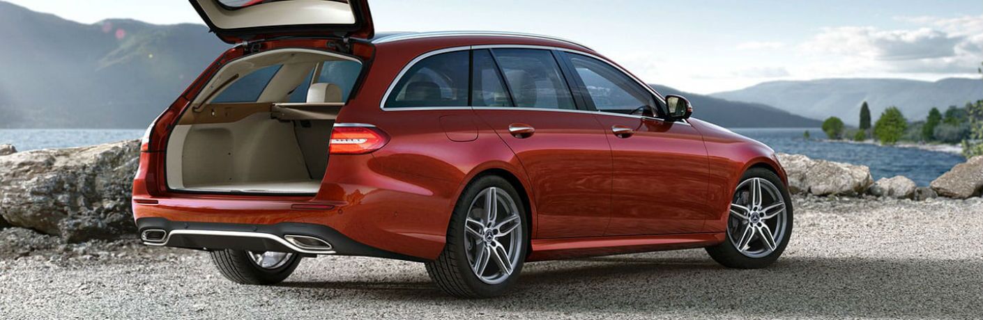 2019 MB E-Class Wagon exterior back fascia with trunk open and passenger side