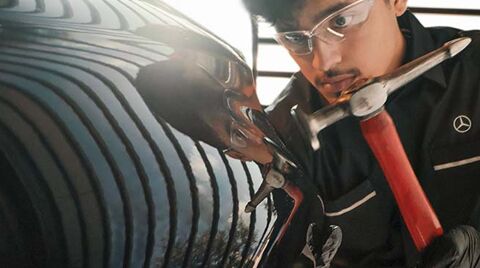 Experienced Mercedes-Benz Technicians