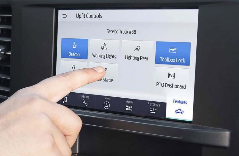 2025 Ford F-350 XL touchscreen display