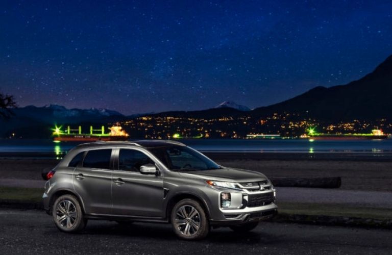 2021 Mitsubishi RVR side view