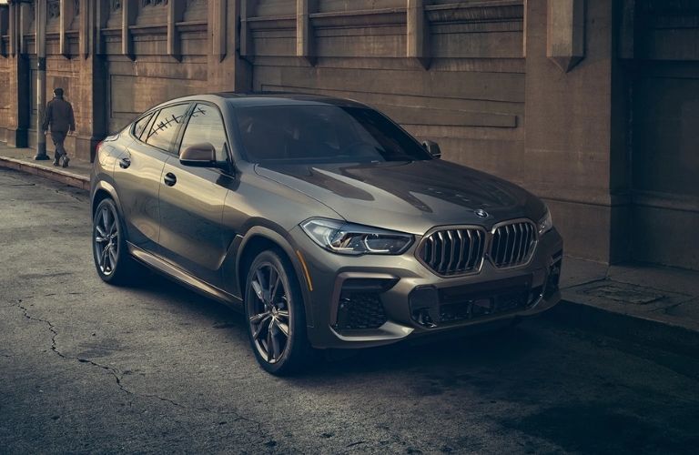2022 BMW X6 Grey Side and Front View