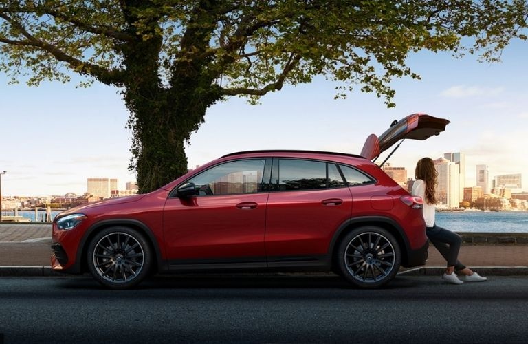 2022 Mercedes-Benz GLA side view