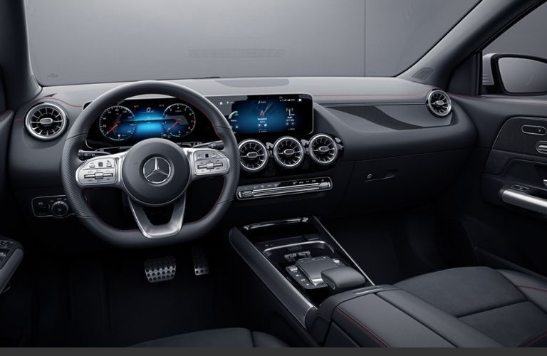 2022 Mercedes-Benz GLA steering wheel and dashboard