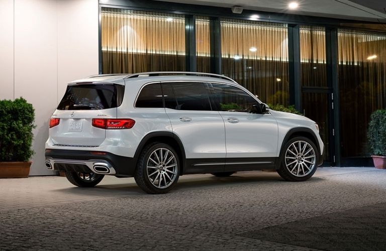 White 2022 Mercedes-Benz GLB Rear Exterior in a Driveway