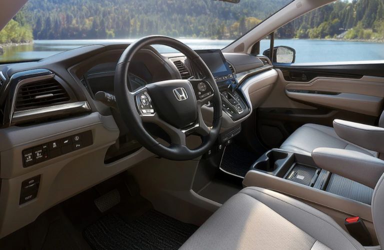 2023 Honda Odyssey steering and dash