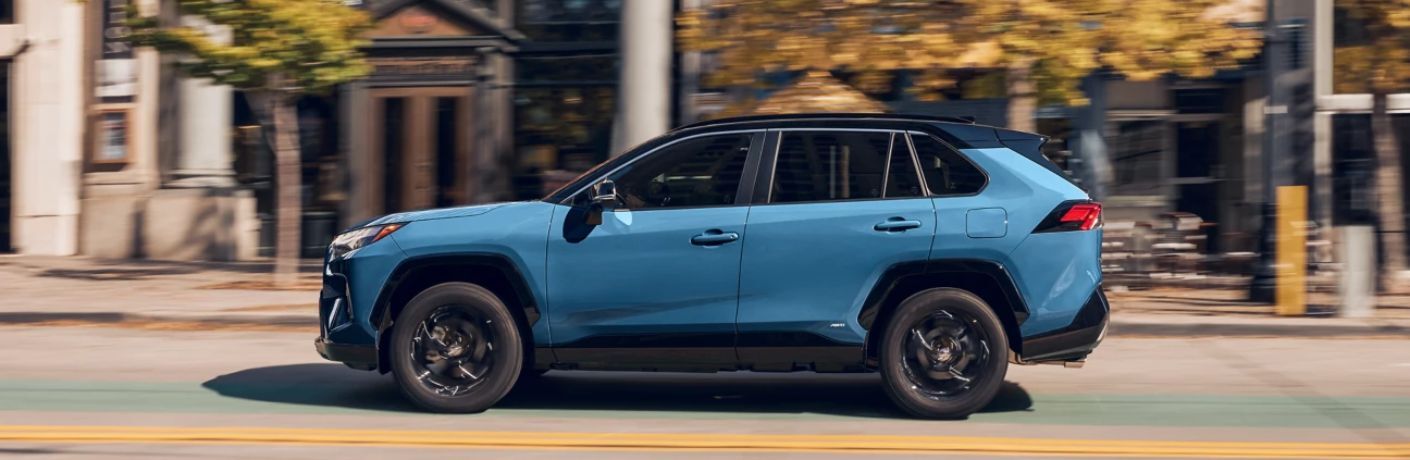 Side View of the 2023 Toyota RAV4 Hybrid