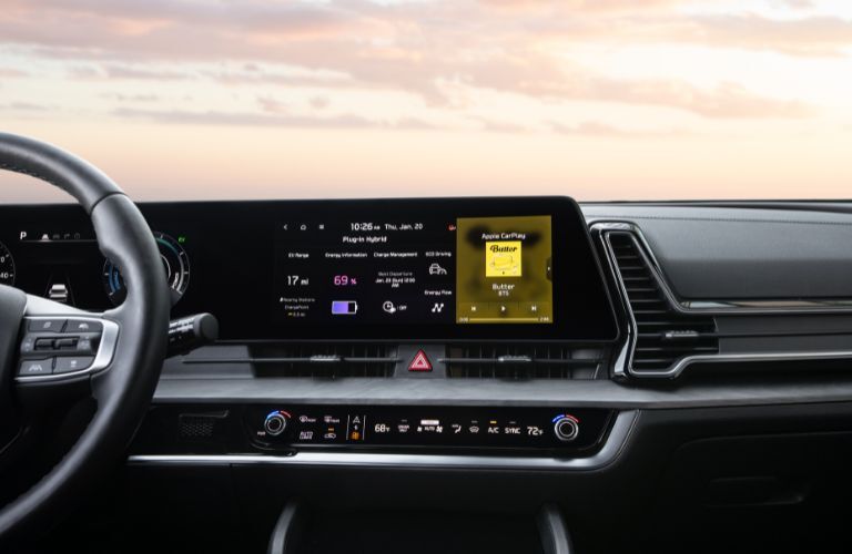 2024 Kia Sportage Plug-In Hybrid touchscreen