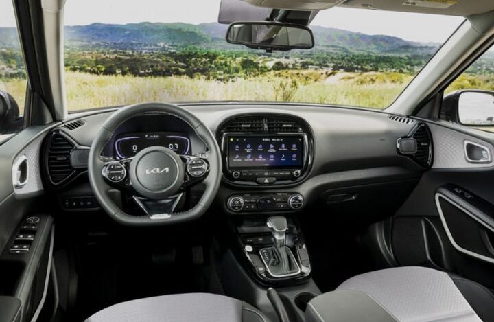 2024 Kia Soul cabin view
