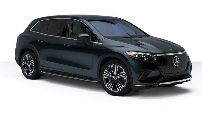 Front-quarter view of the 2024 Mercedes-Benz EQB 350 4MATIC
