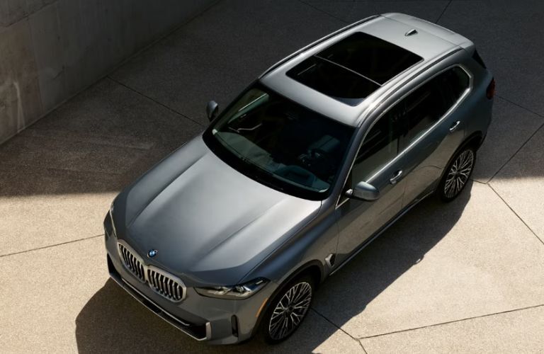 Rear three-quarter view of the 2024 BMW X6 Coupe SUV