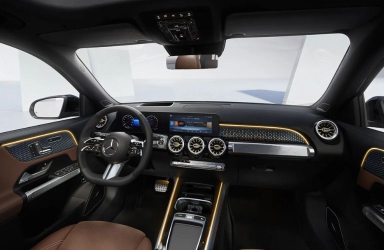 dashboard view of the 2025 Mercedes-Benz GLB 250 4MATIC SUV