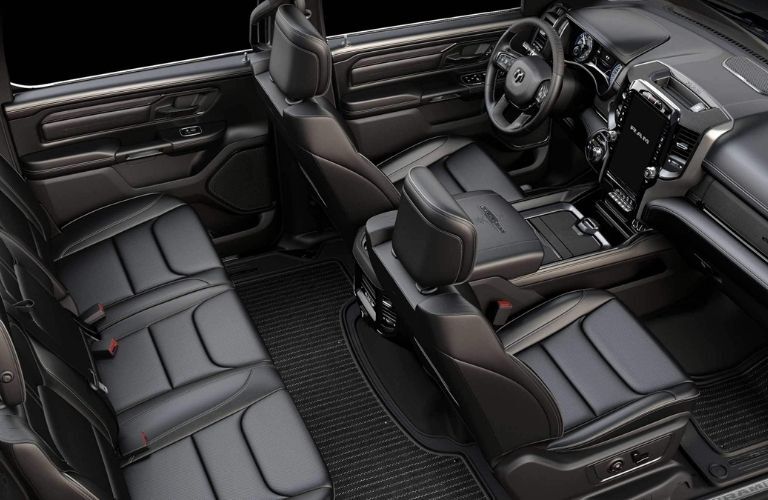 Cockpit of the 2022 Ram 1500
