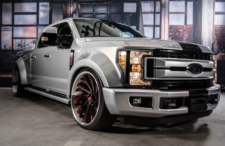 Ford Super Duty exterior front side