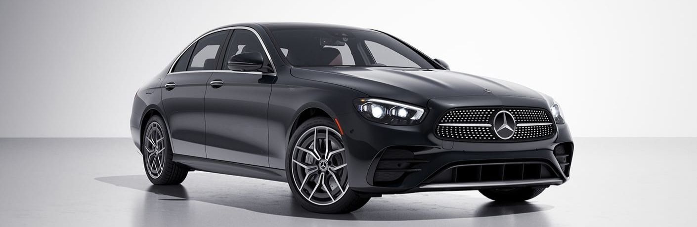 Front three-quarter view of the 2022 Mercedes-Benz E-Class sedan in black