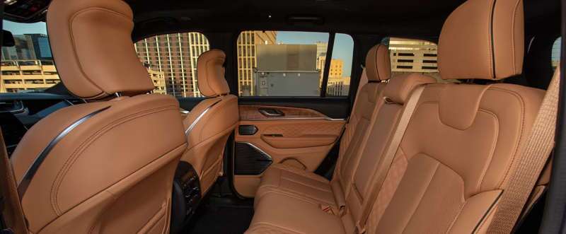 The 2025 Jeep Grand Cherokee interior and luxurious seating