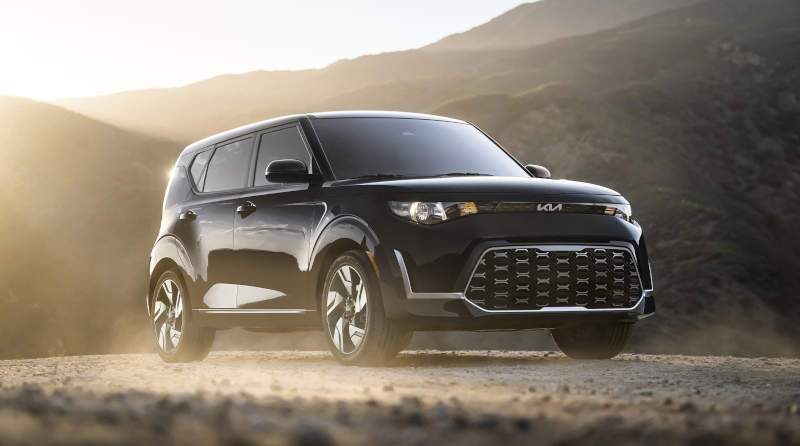 A front quarter view of the 2025 Kia Soul.