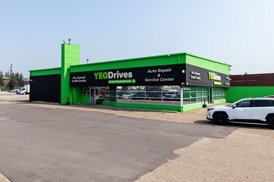 Luxury Dealership in Edmonton, AB