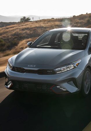 2022 Kia Carnival in Akron, OH