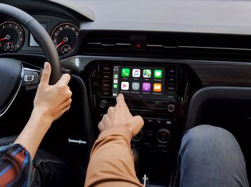 Media & Touchscreen Displays Media & Touchscreen Displays