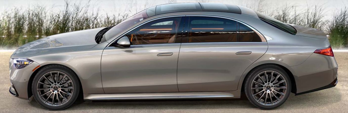 Side view of the 2025 Mercedes-Benz S 580e 4MATIC® Sedan Gray