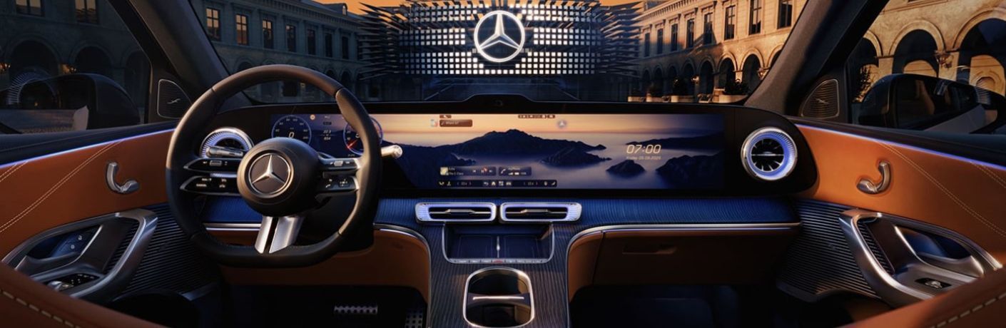 2027 Mercedes-Benz GLC front dashboard