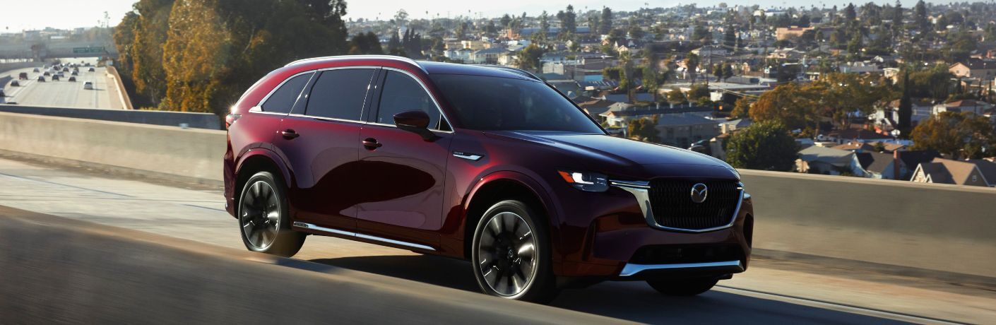 front quarter view of the 2025 Mazda CX-90