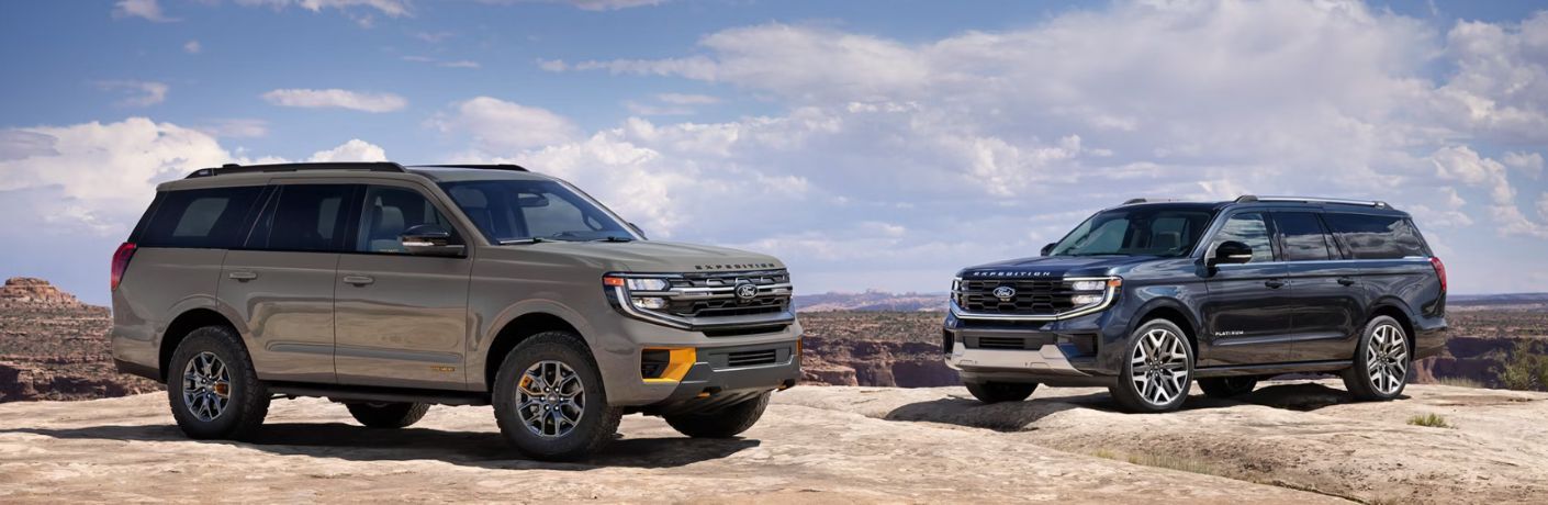 Two 2026 Ford Expedition in one frame