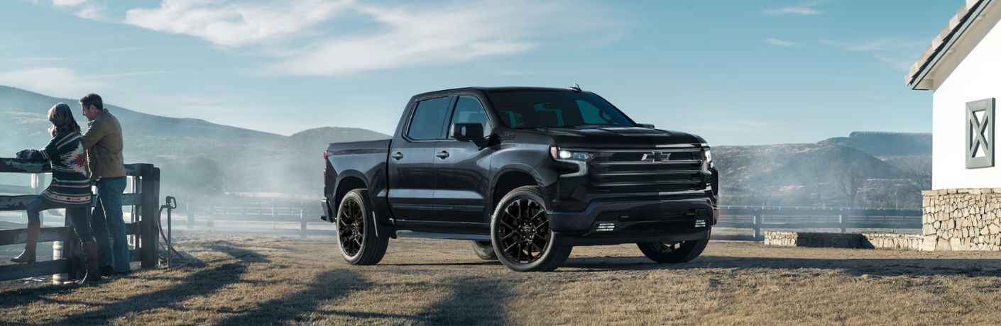 2025 Chevrolet Silverado 1500 front and side view