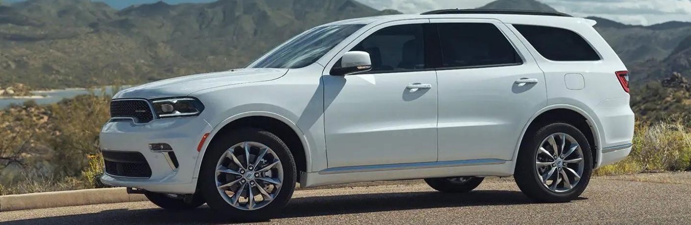 Side view of the 2022 Dodge Durango