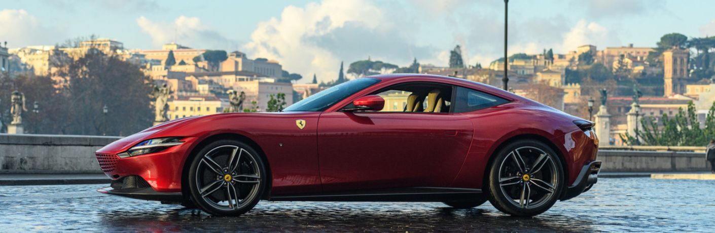 2022 Ferrari Roma exterior side look