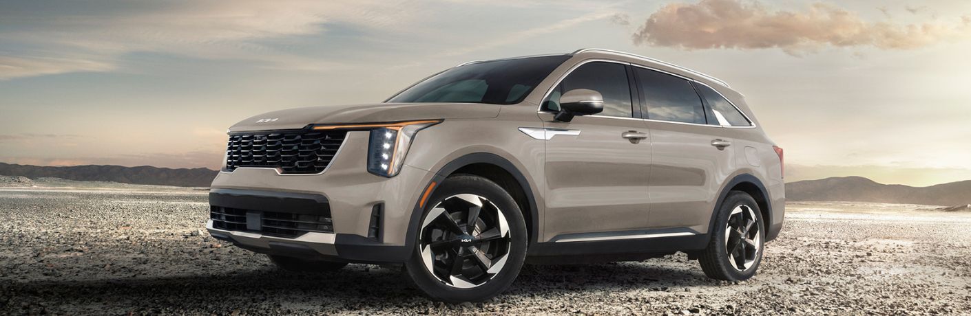 2025 Kia Sorento Plug-In Hybrid side view