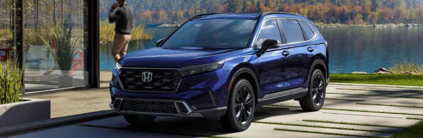 Front three-quarter view of the 2024 Honda CR-V