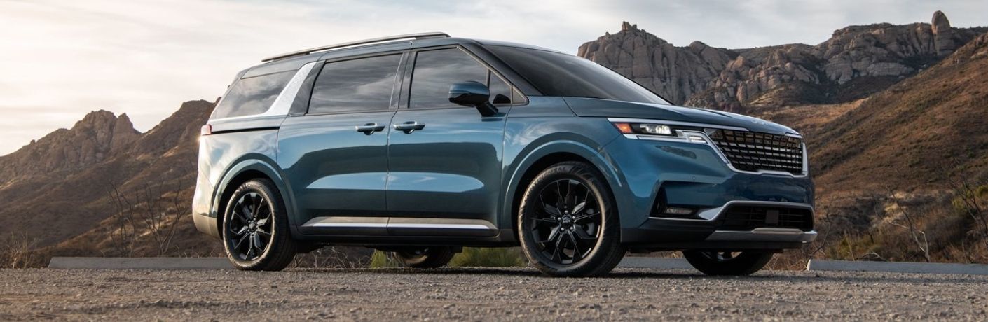 2021 Kia Carnival exterior side view