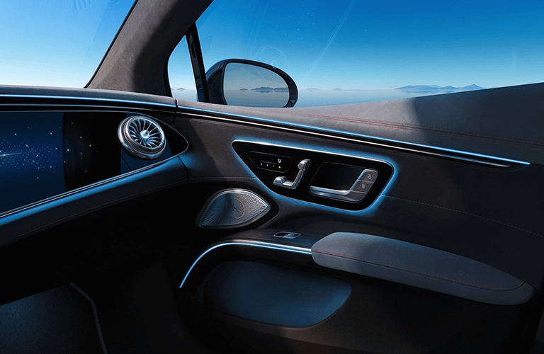2022 Mercedes-Benz EQS interior door