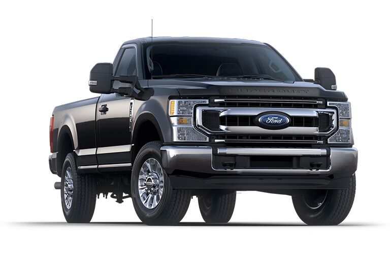 2020 Ford Super Duty F-350 XLT front view