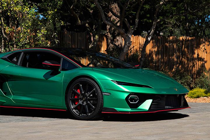 Revuelto side profile