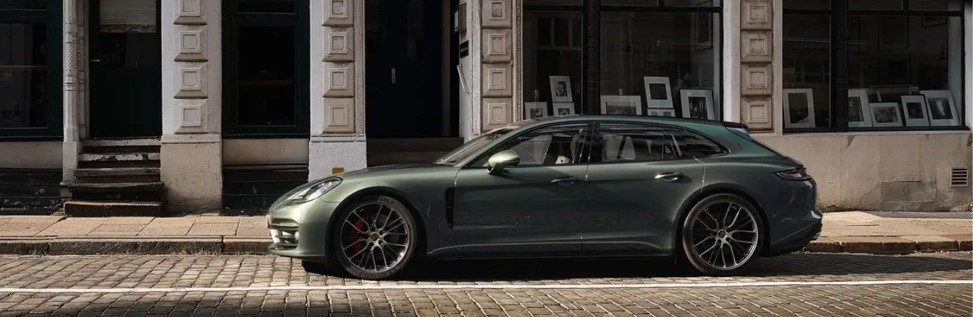 Side view of the 2024 Porsche Panamera